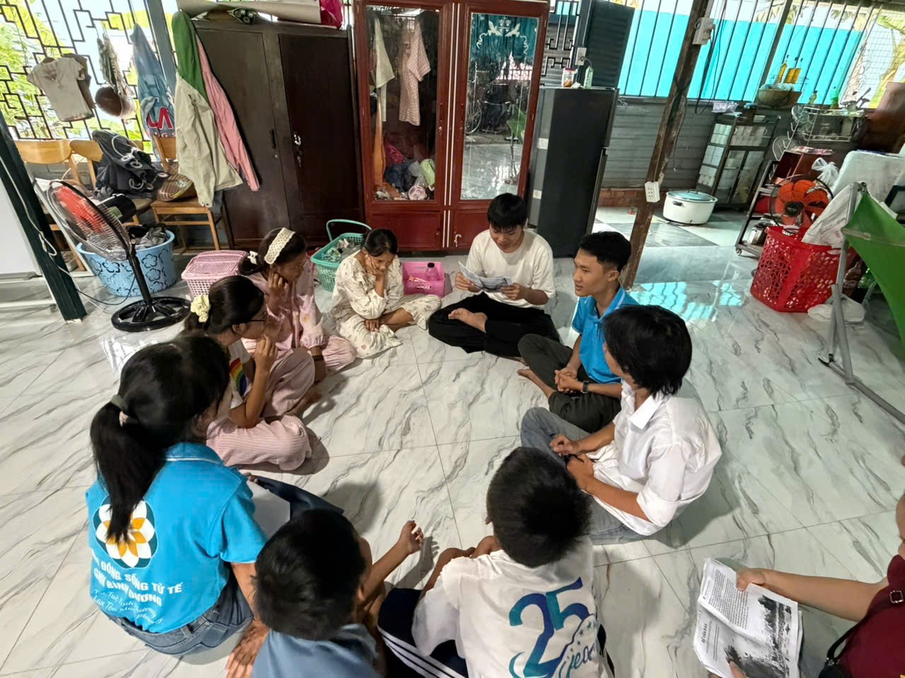Ảnh hoạt động 8