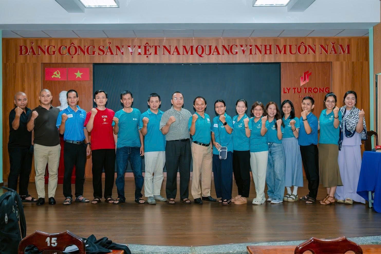 Ảnh hoạt động 10
