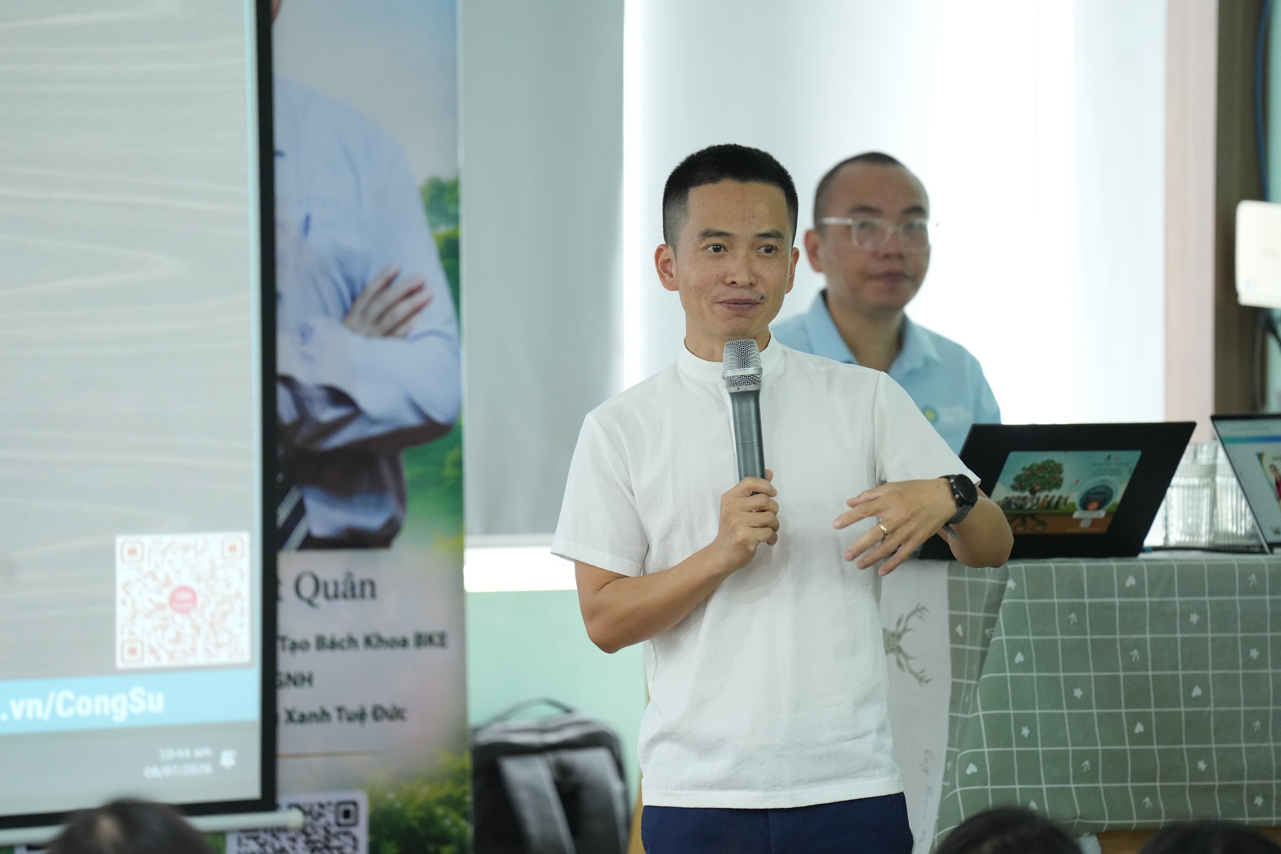 Ảnh hoạt động 28