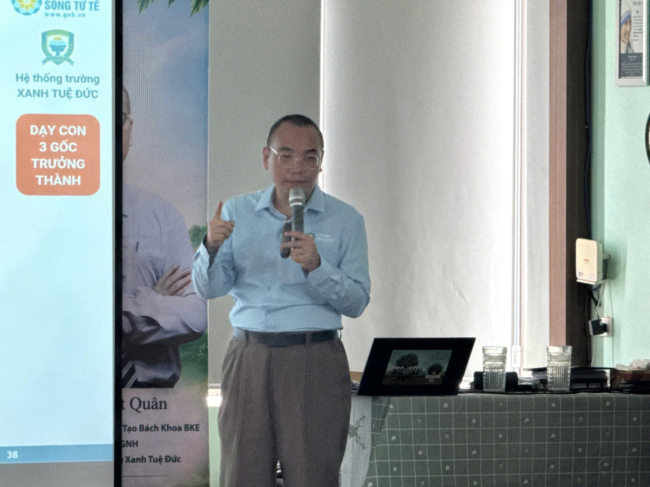 Ảnh hoạt động 2