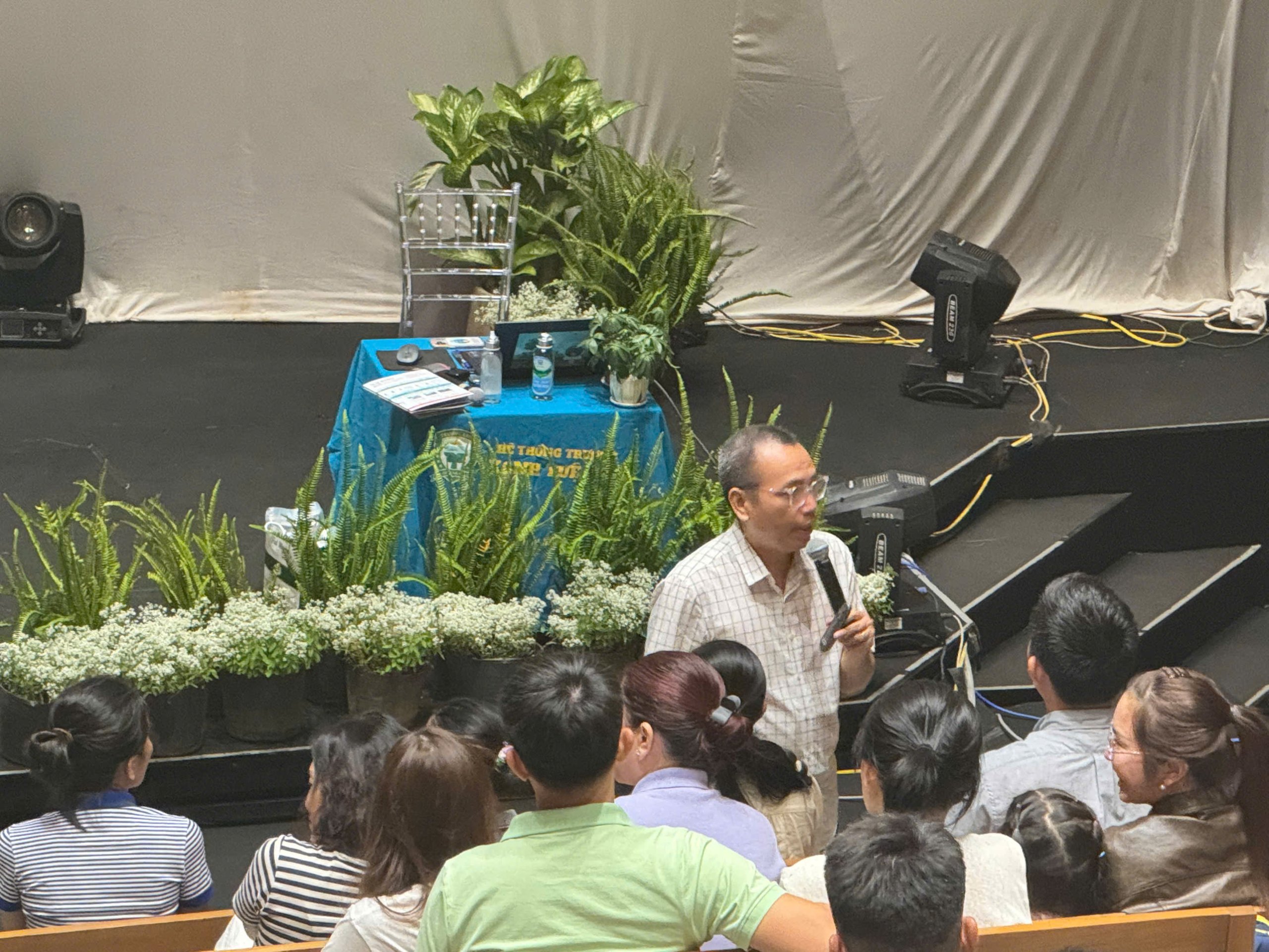 Ảnh hoạt động 4