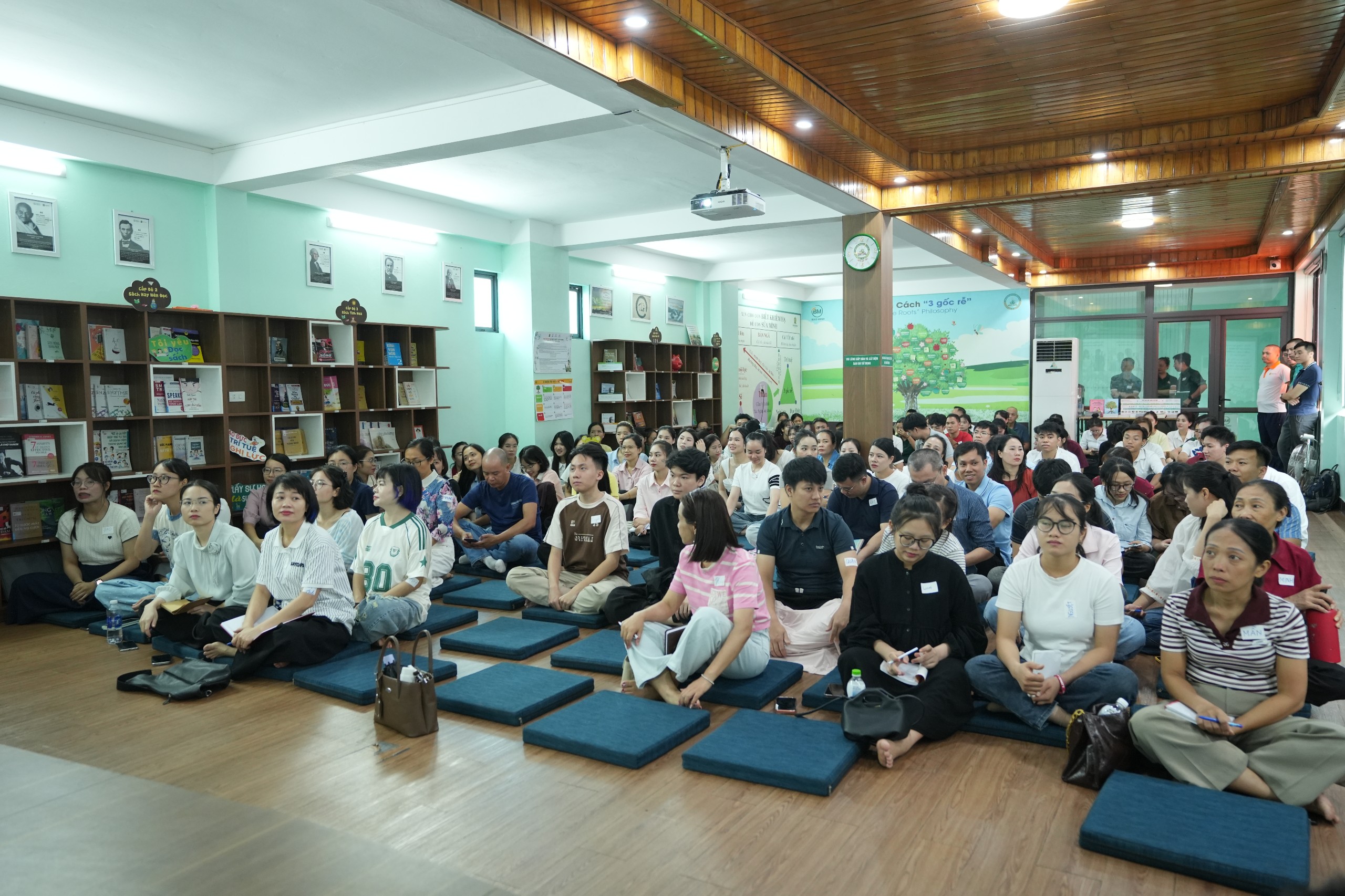 Ảnh hoạt động 25
