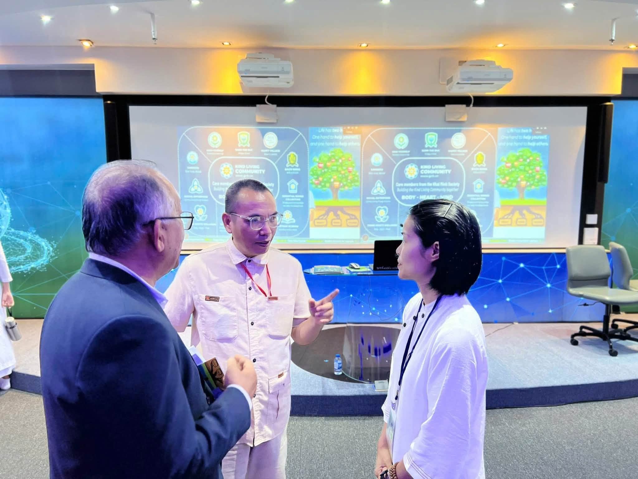 Ảnh hoạt động 18