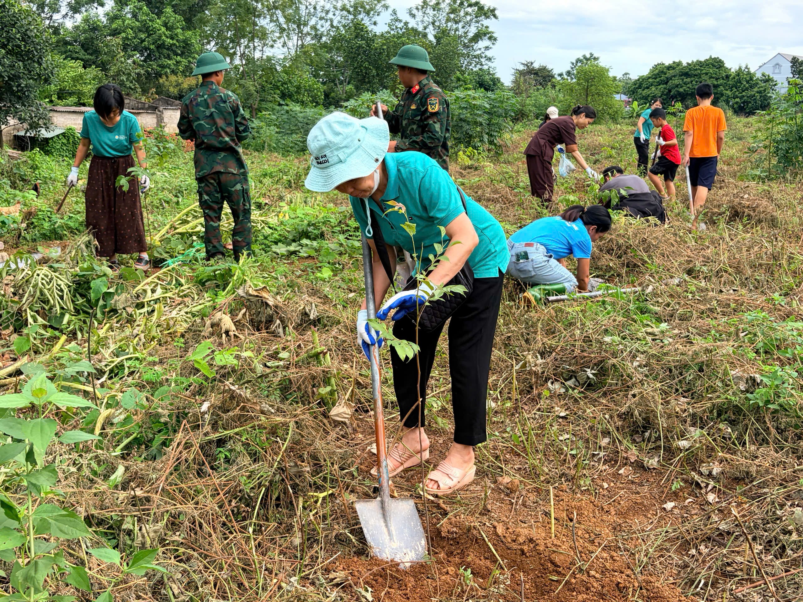Ảnh hoạt động 38