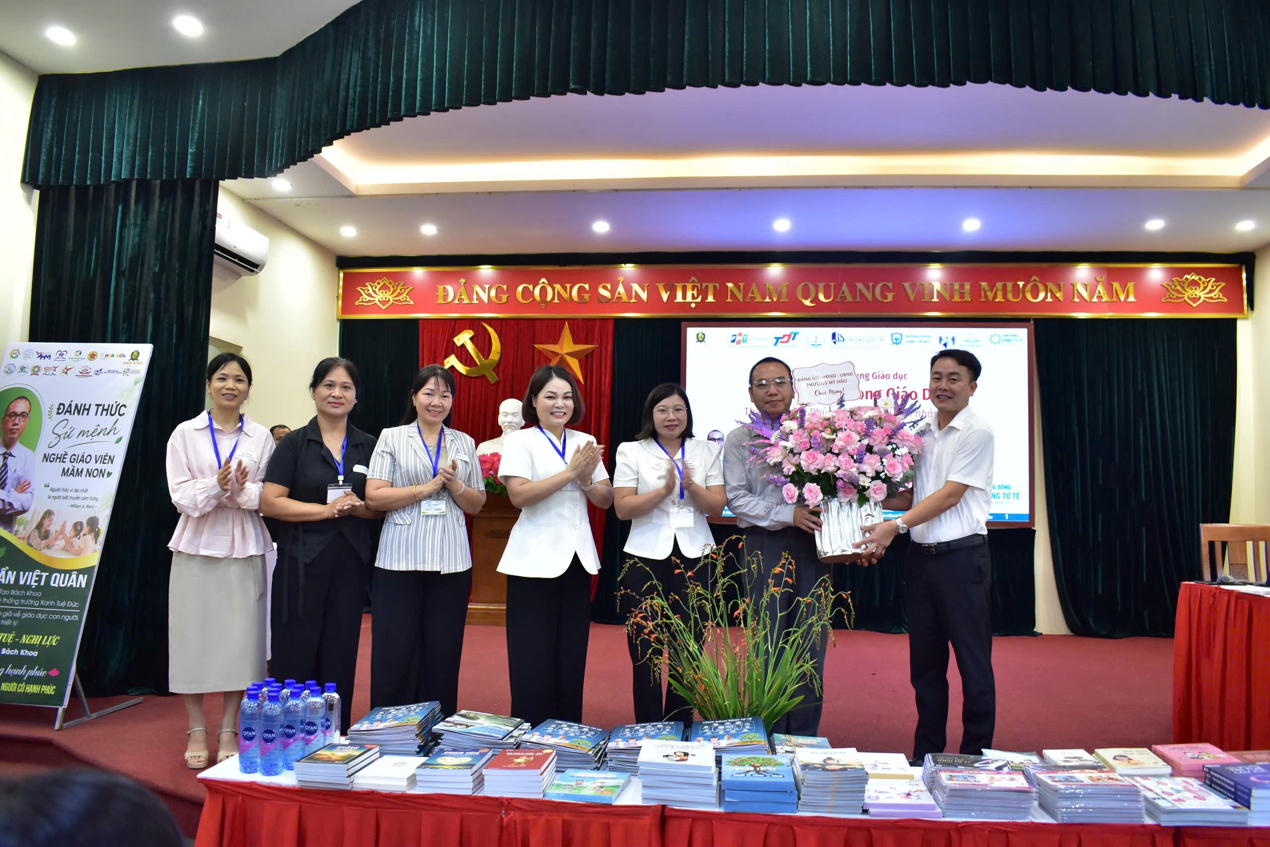 Ảnh hoạt động 1
