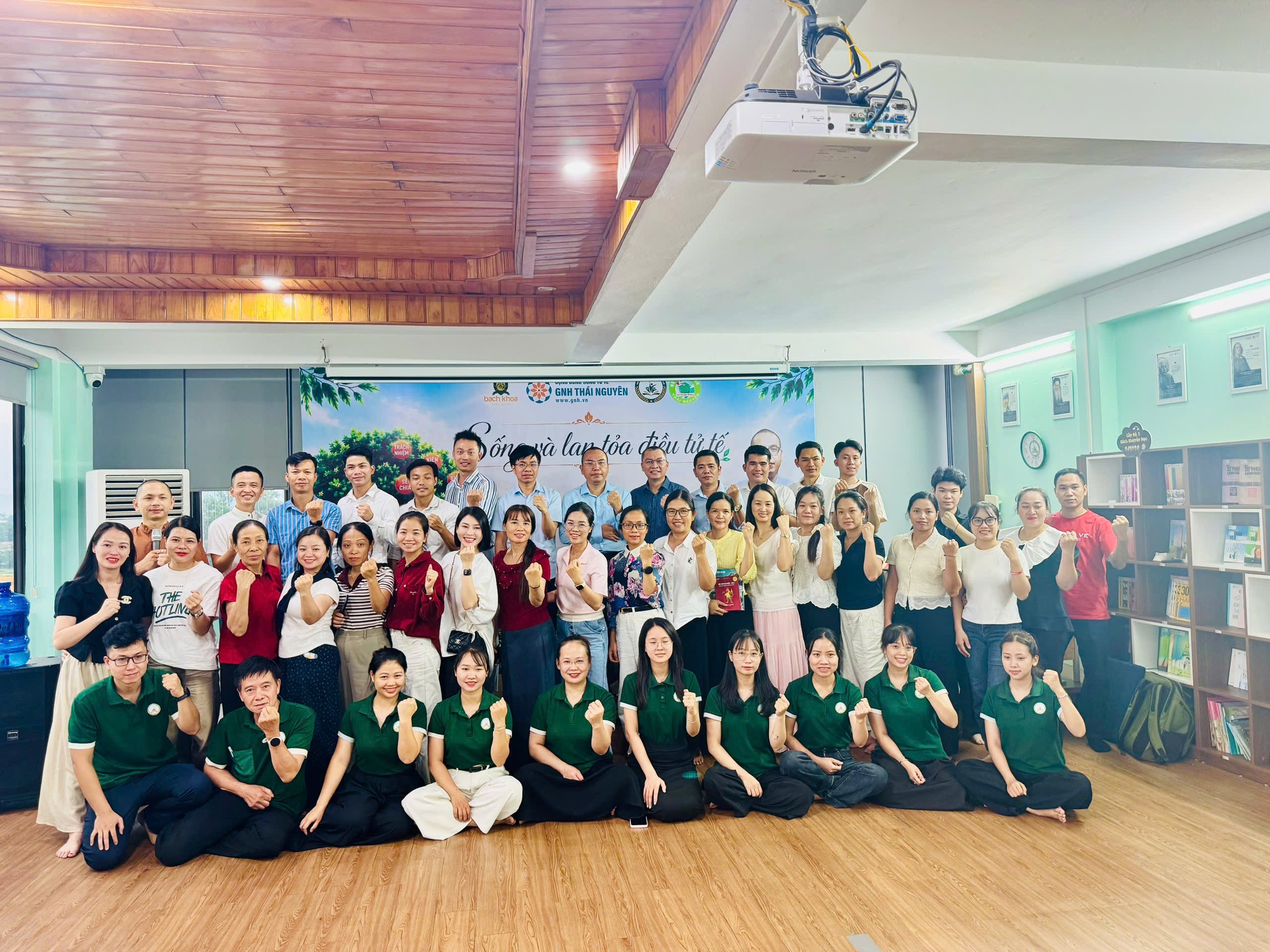 Ảnh hoạt động 11
