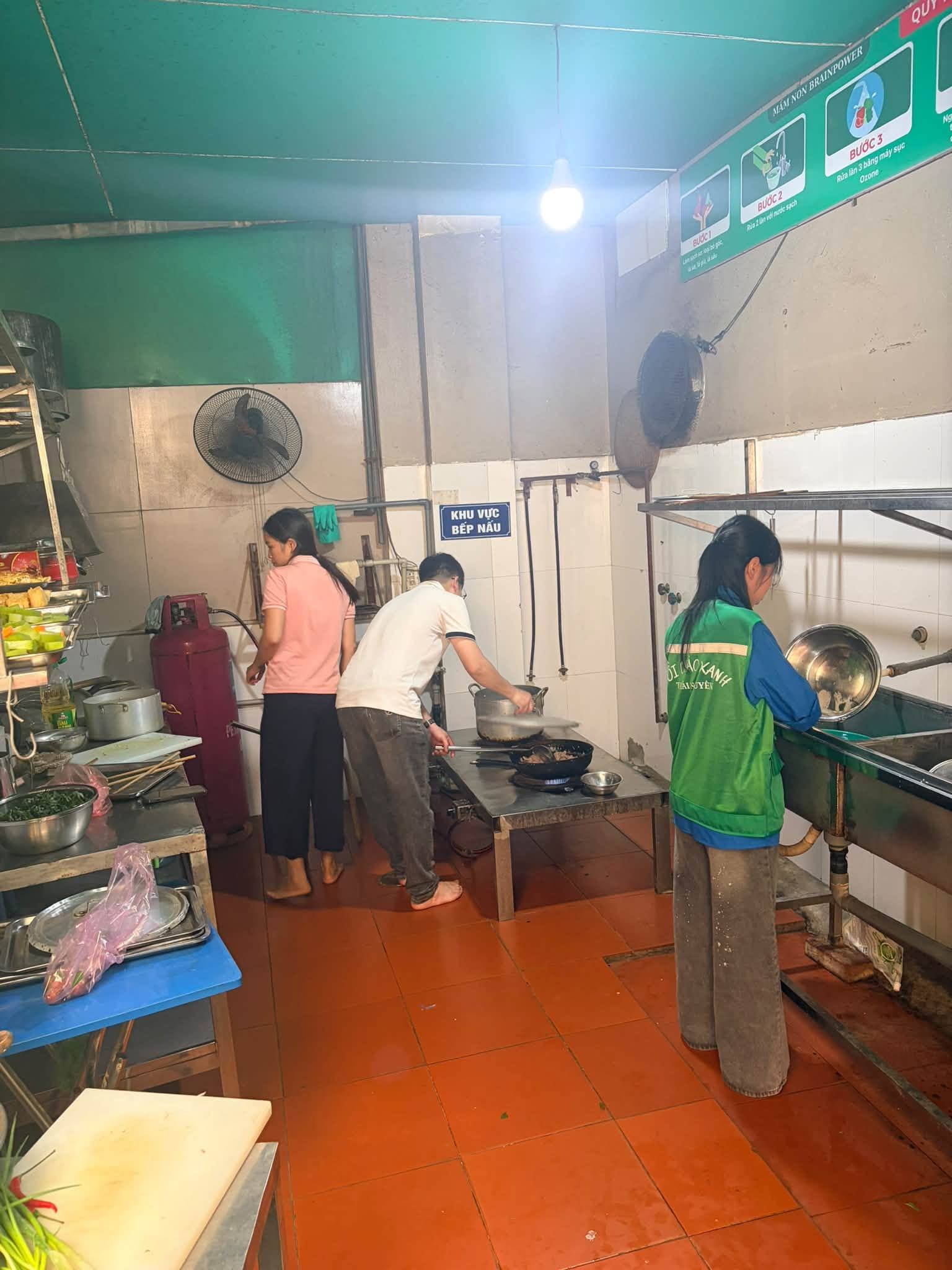 Ảnh hoạt động 9