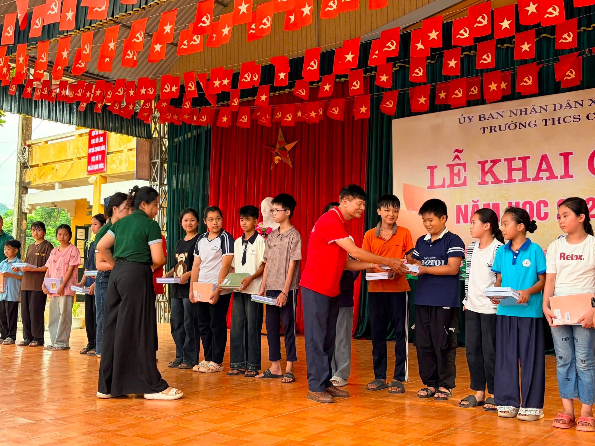 Ảnh hoạt động 11