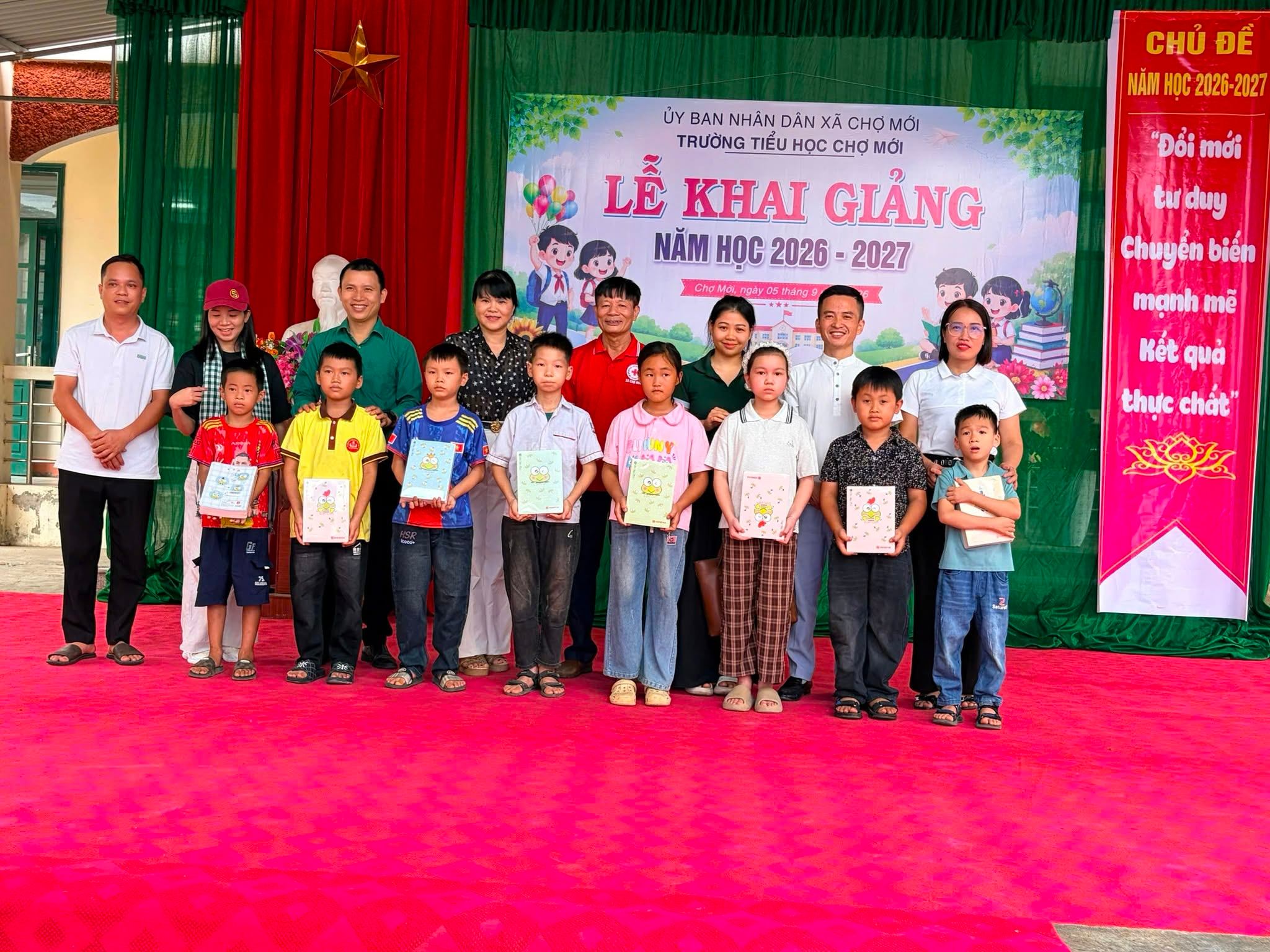 Ảnh hoạt động 12
